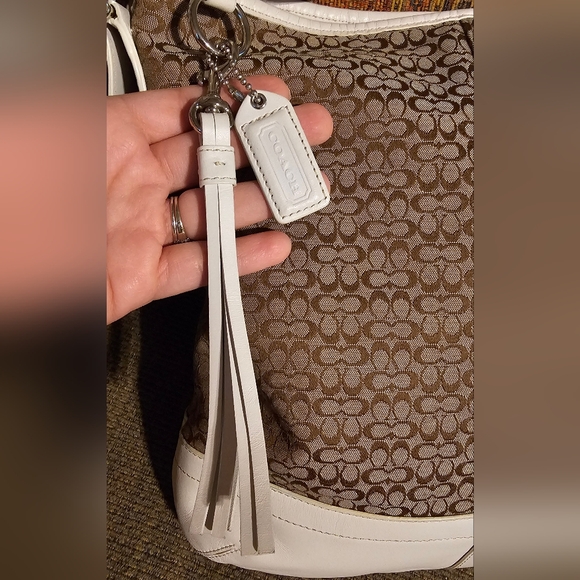 Coach White Leather Tan Logo Adjustable Crossbody Shoulder Bag NWOT - Picture 8 of 15